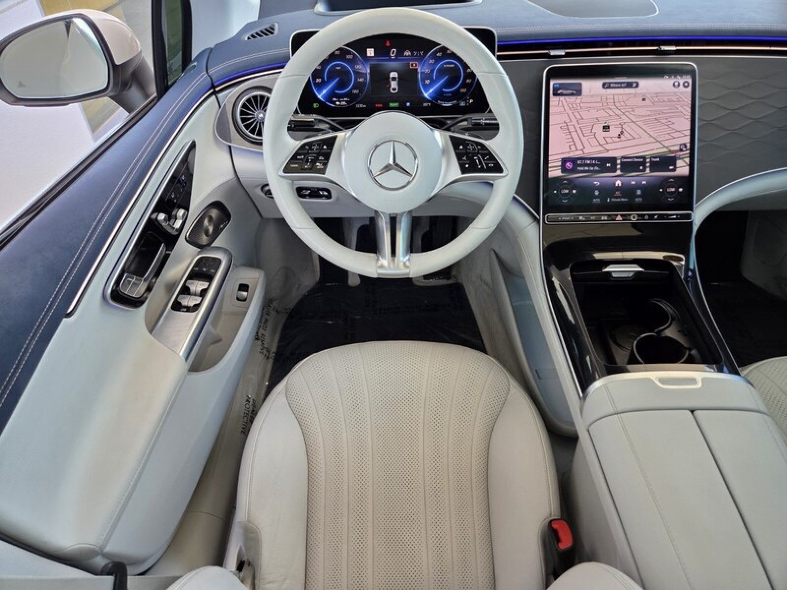 Certified Used 2023 MANUFAKTUR Moonlight White Metallic Mercedes-Benz EQE 350+ image 16