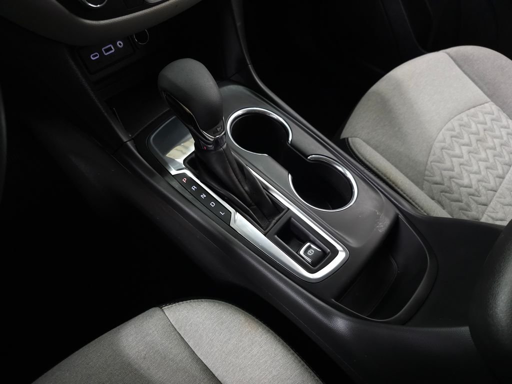 Used 2024 Summit White Chevrolet LS image 23
