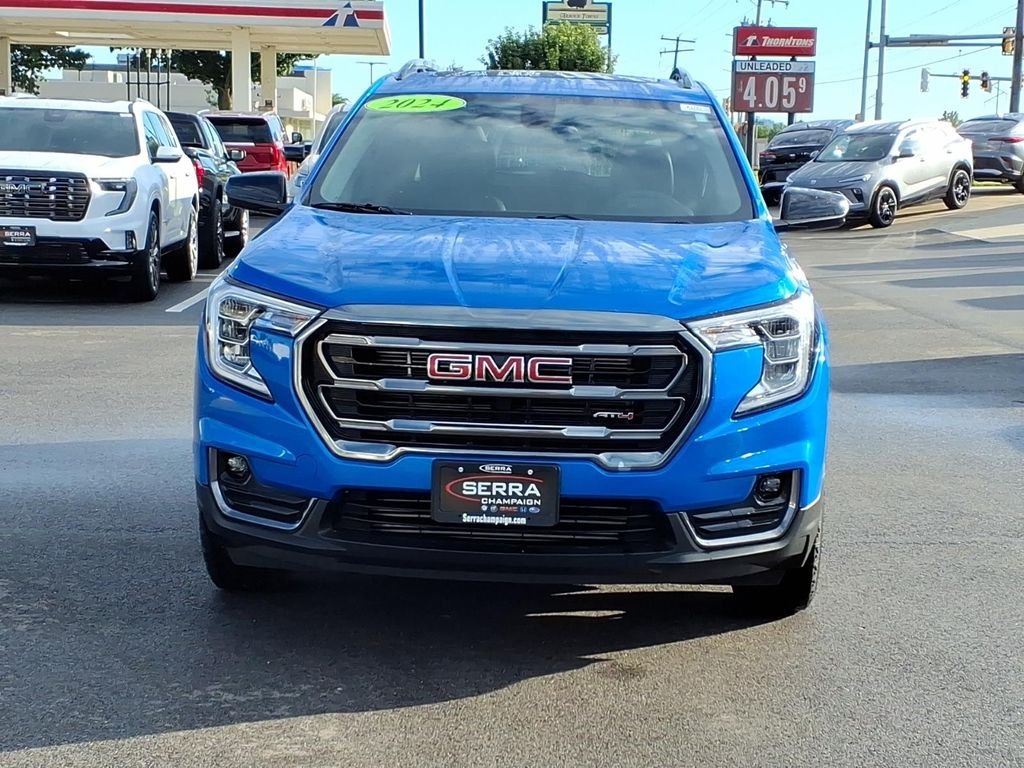 Used 2024 Riptide Metallic GMC AT4 image 18