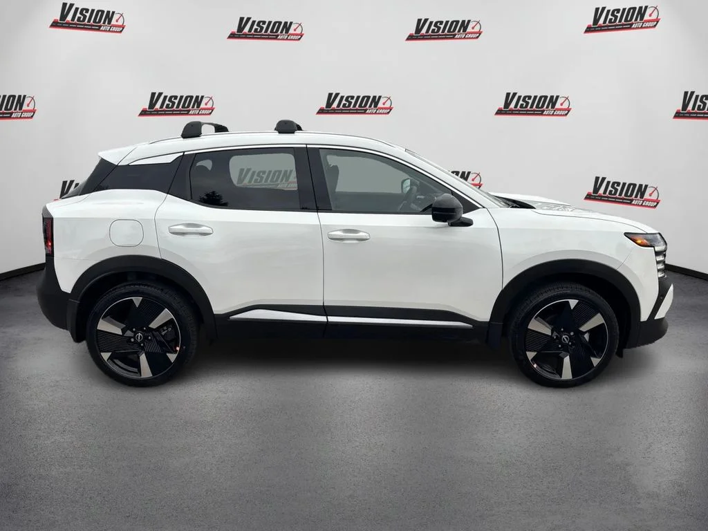 New 2026 White Nissan SR image 4
