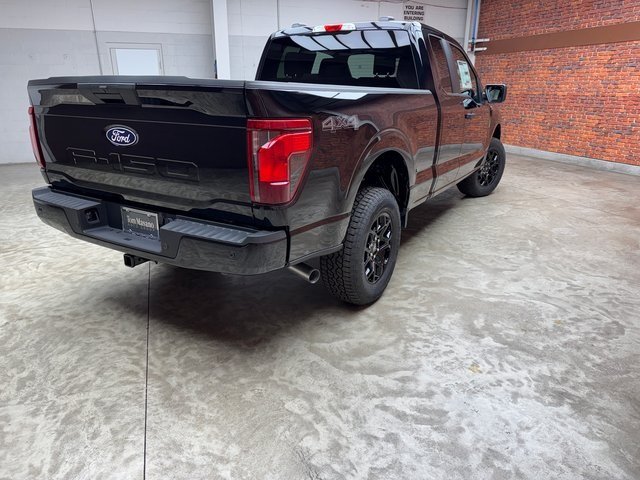 2025 Ford F-150 STX photo 4