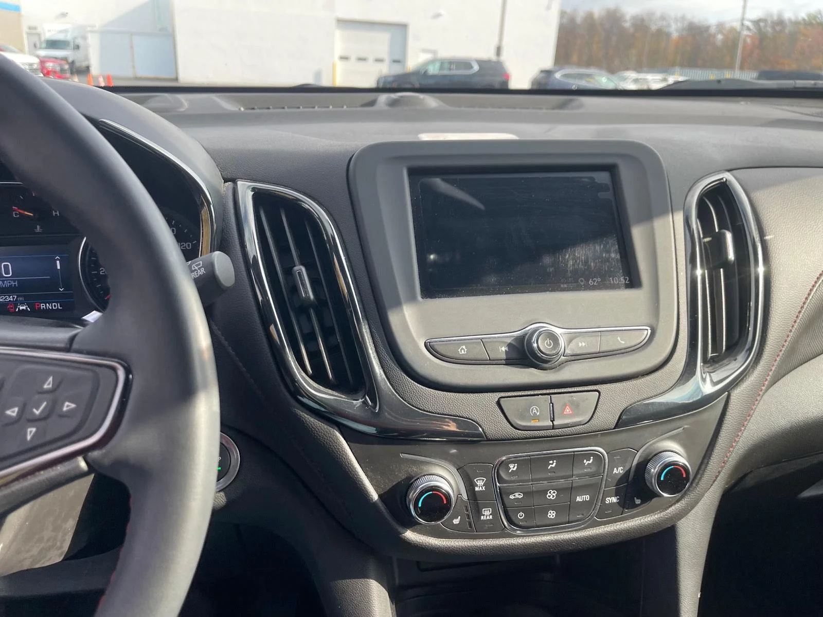 Used 2024  Chevrolet  image 21