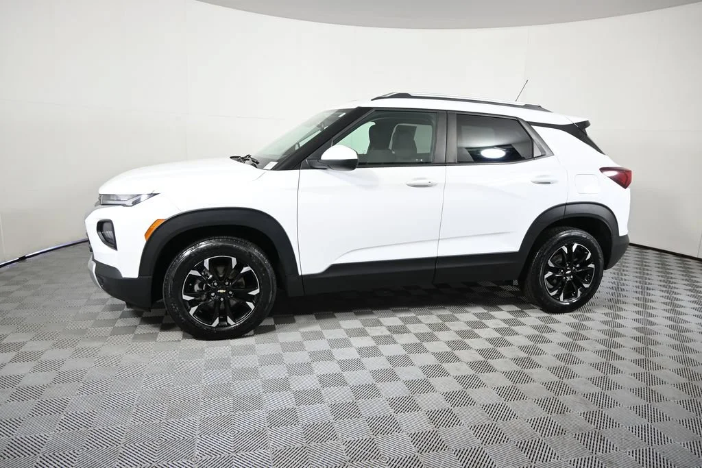Used 2021 Chevrolet Trailblazer LT with VIN KL79MRSL6MB021191 for sale in Forest Lake, Minnesota