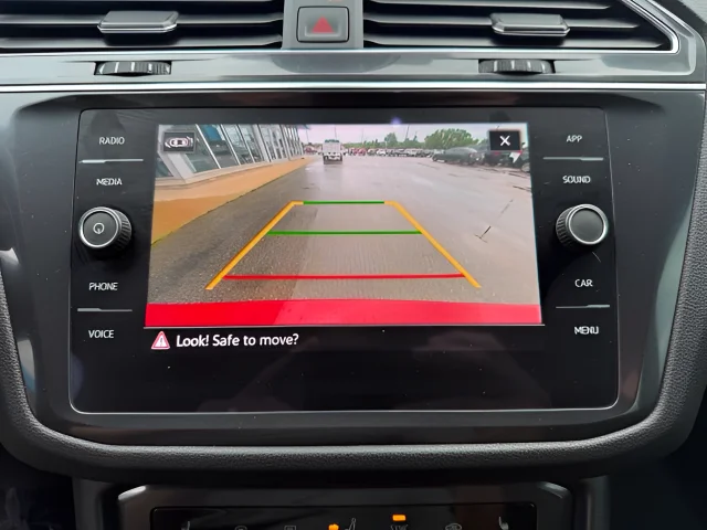2023 Volkswagen Tiguan SE - Photo 15