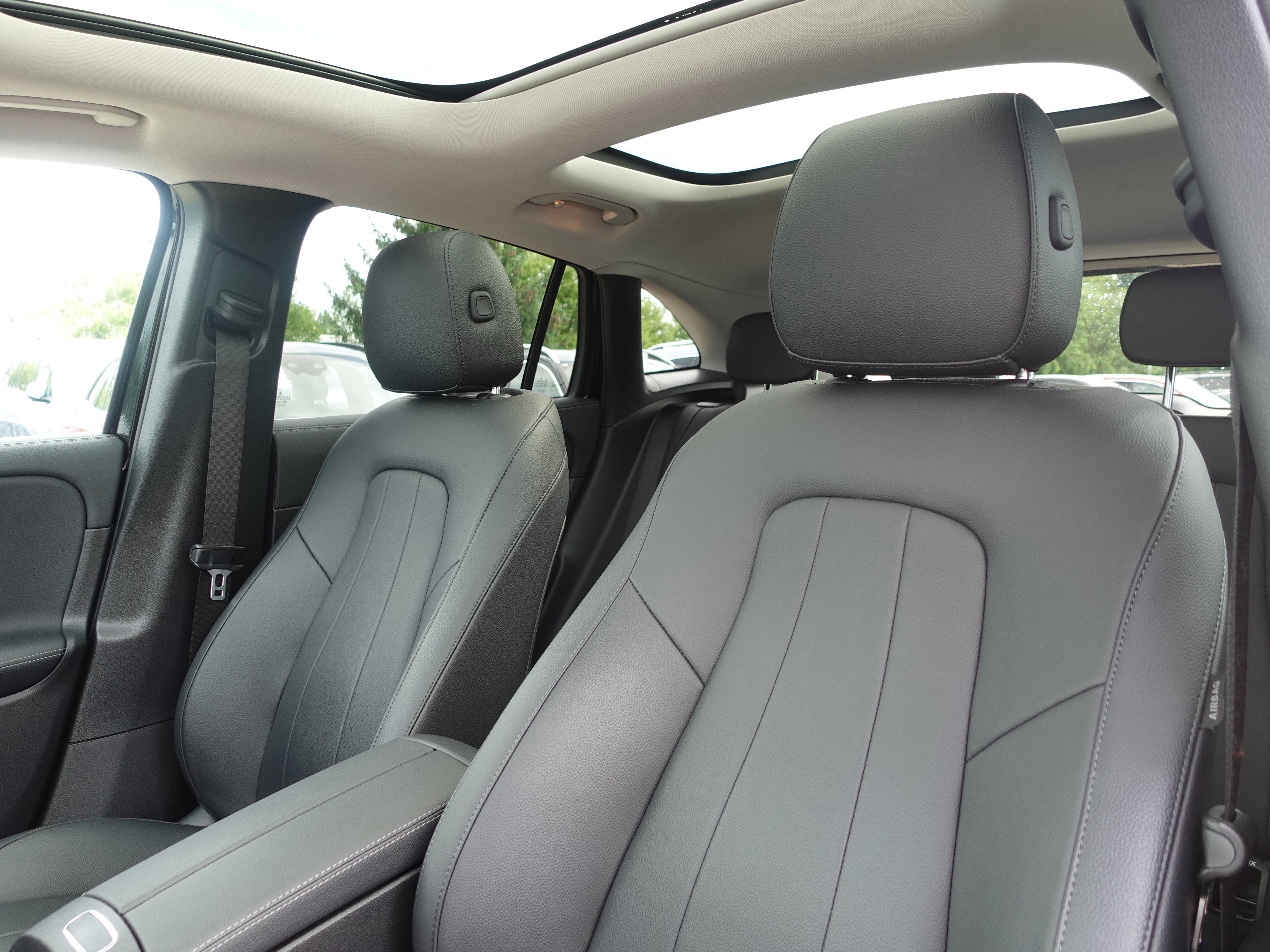 2021 Mercedes-Benz GLA GLA250 - Photo 13