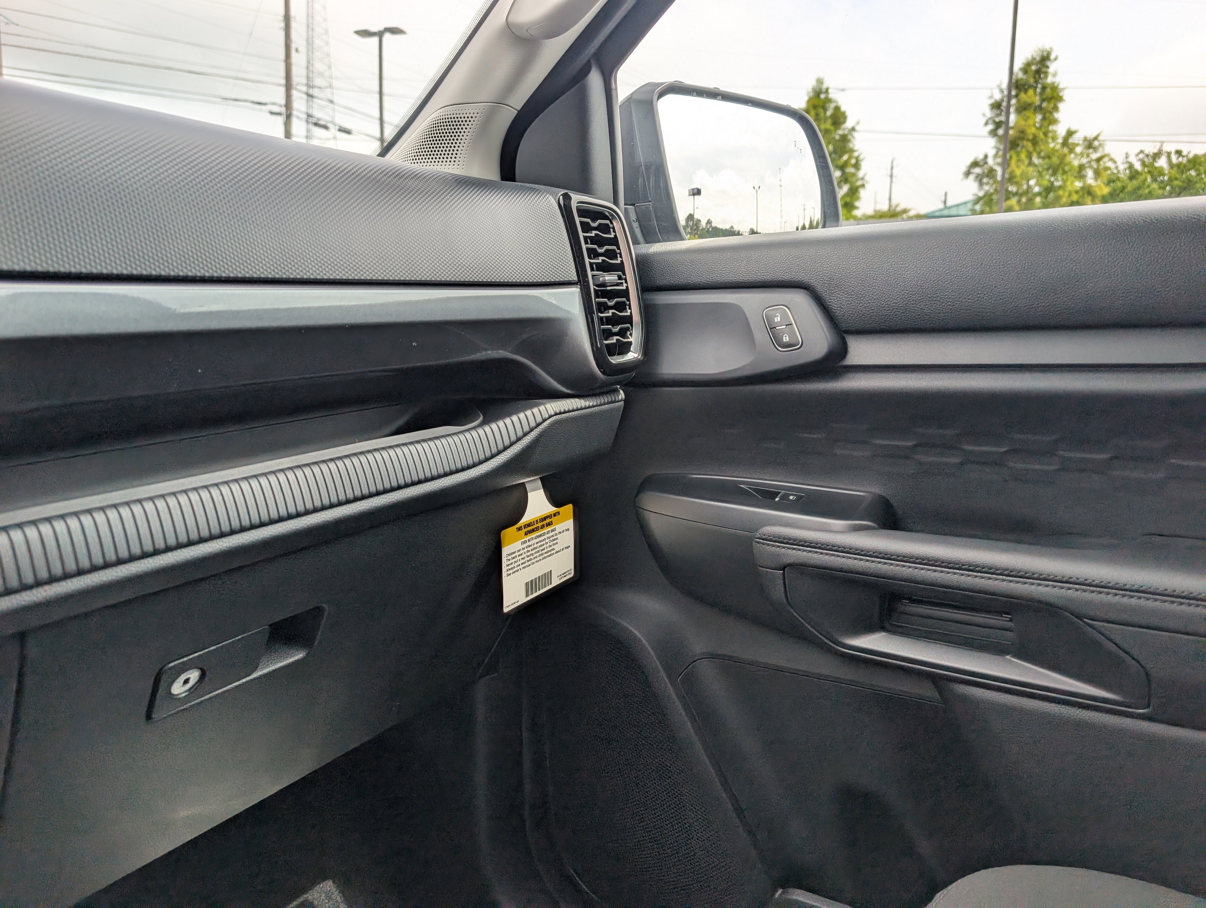 New 2026 Carbonized Gray Metallic FORD XLT image 30