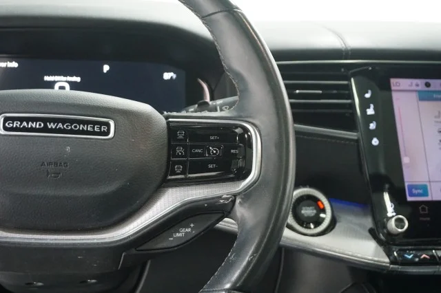 2023 Jeep Grand Wagoneer Series I - Photo 32