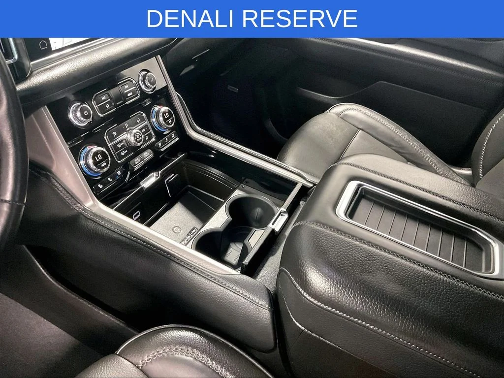 Used 2024 White GMC Denali image 21
