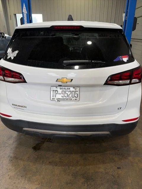 Used 2022 White Chevrolet LT image 9