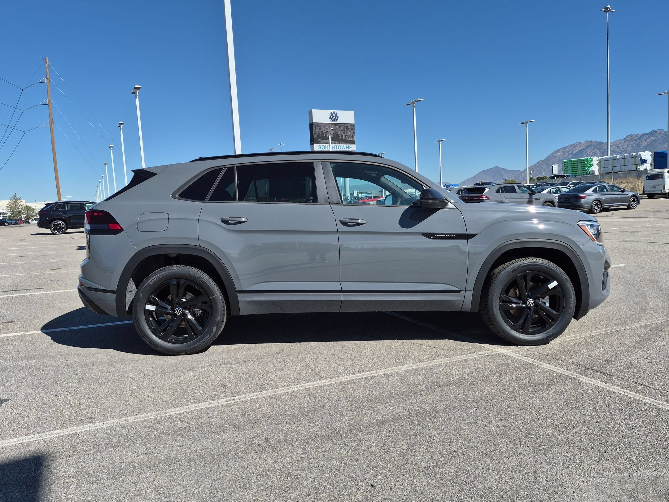 New 2026 Pure Gray Volkswagen 2.0T SEL R-Line Black image 2