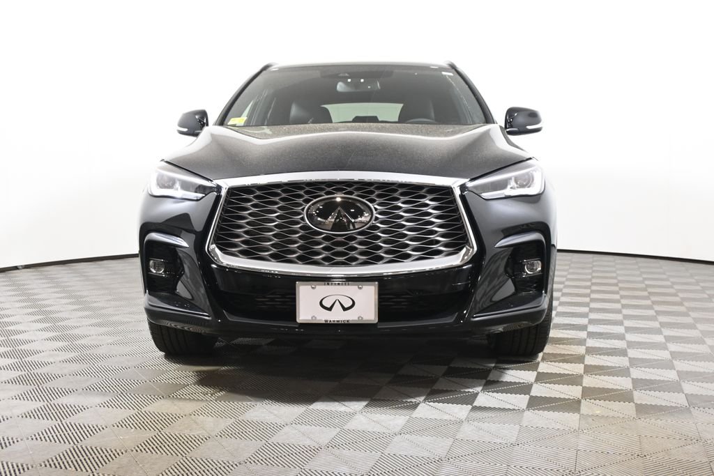 Certified Used 2023 Black INFINITI LUXE image 10