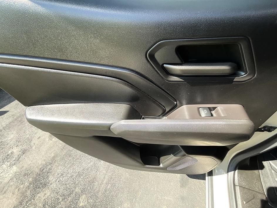 Used 2024 Beige Chevrolet Trail Boss image 27
