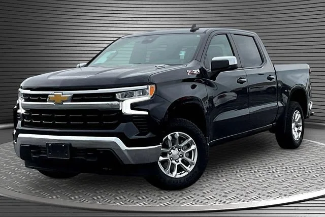 2023 Chevrolet Silverado 1500 LT 4X4 Crew Cab Short Box's photo