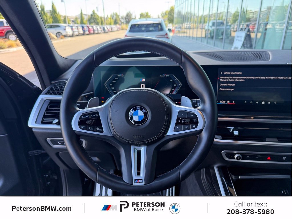 Used 2026 Black BMW M60i image 26