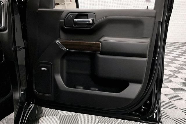 Used 2020 Black Chevrolet RST image 21