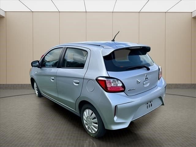 Used 2024  Mitsubishi ES image 21