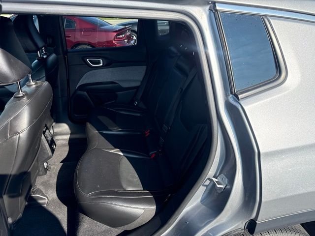 Certified Used 2023 Silver Jeep Latitude Lux image 9