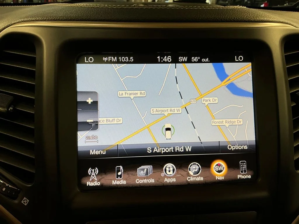 Used 2016 Red Jeep Limited image 23