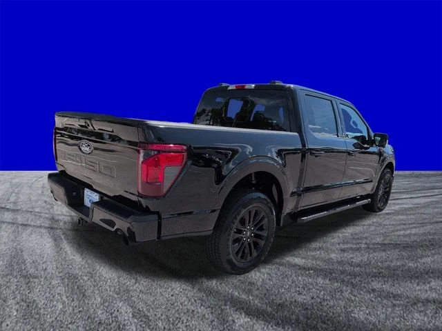 New 2026 Agate Black Metallic Ford XLT image 4