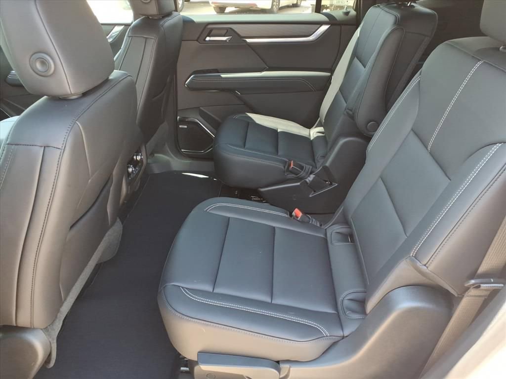 2026 GMC Acadia Elevation - Photo 11