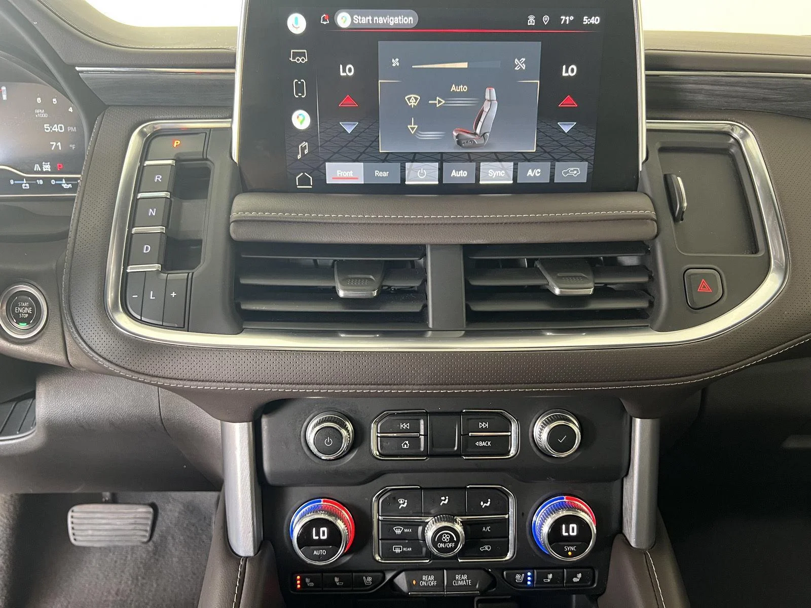 Used 2022 White Frost Tricoat GMC SLT image 21