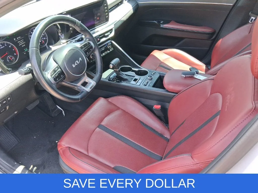 Used 2024 Gray Kia GT-Line image 9
