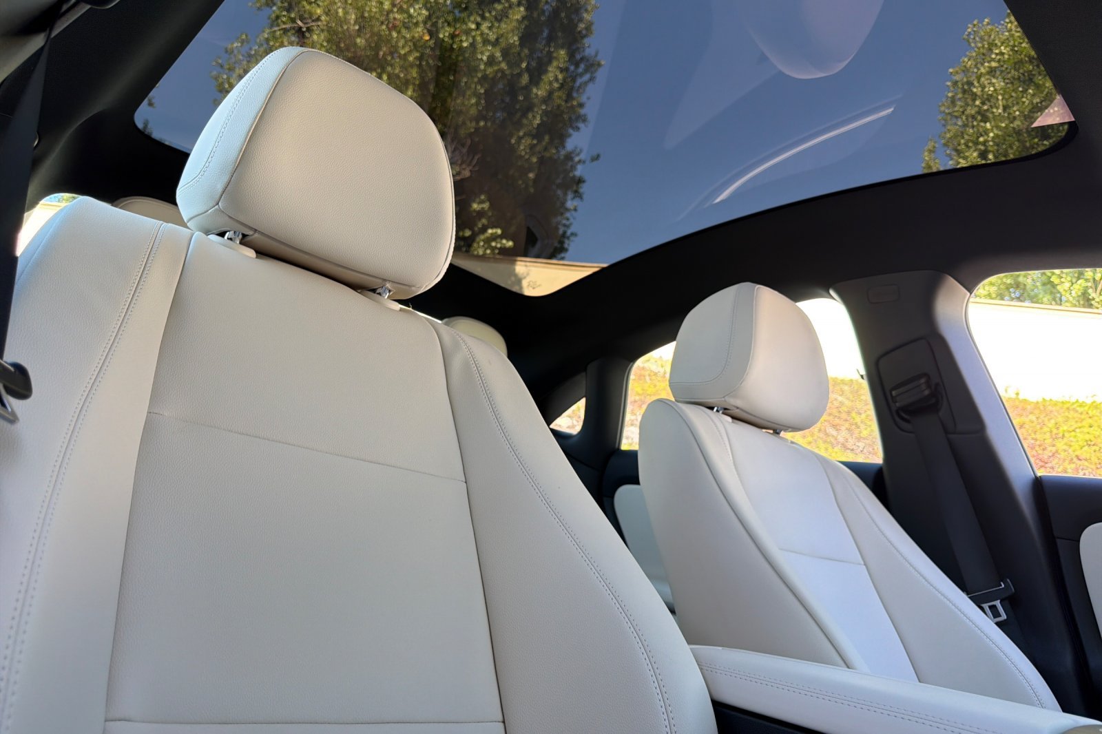 New 2027 Sky Blue Metallic Mercedes-Benz CLA 220 image 31