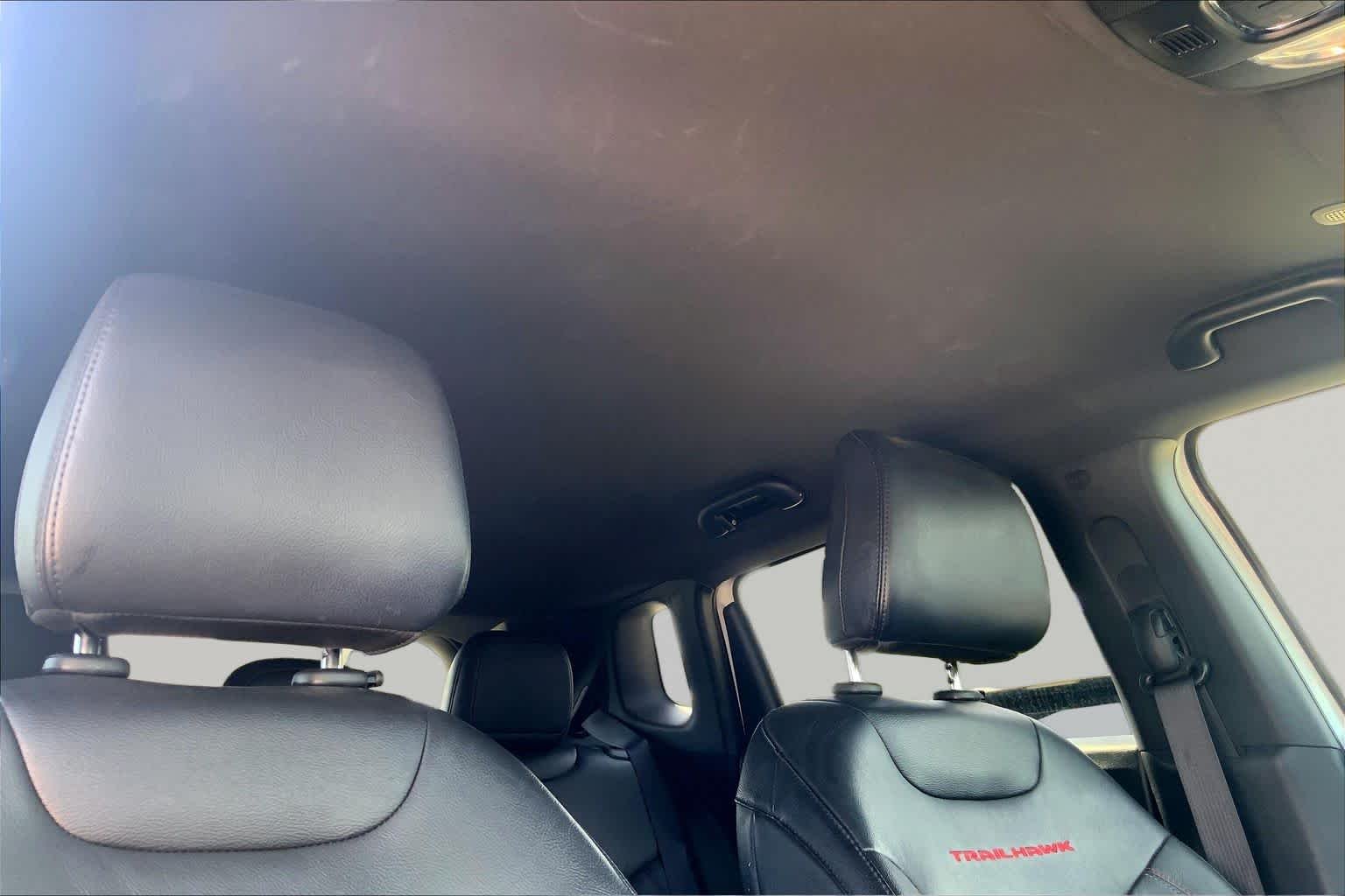 2025 Jeep Compass Trailhawk - Photo 14