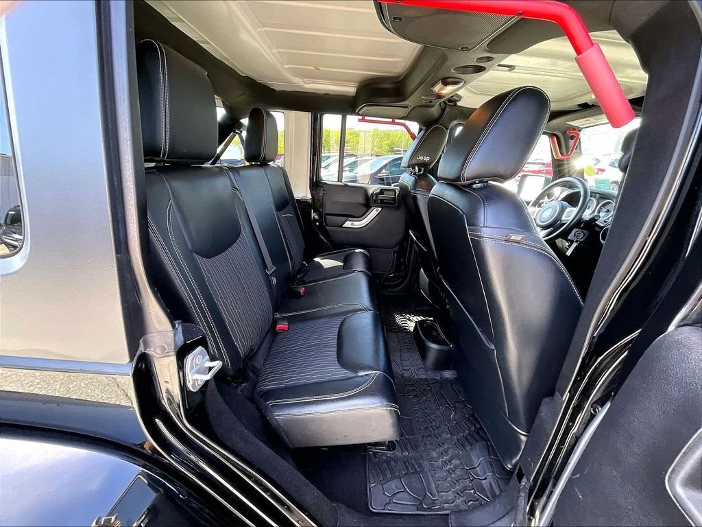 Used 2015 Black Jeep Unlimited Freedom Edition image 16