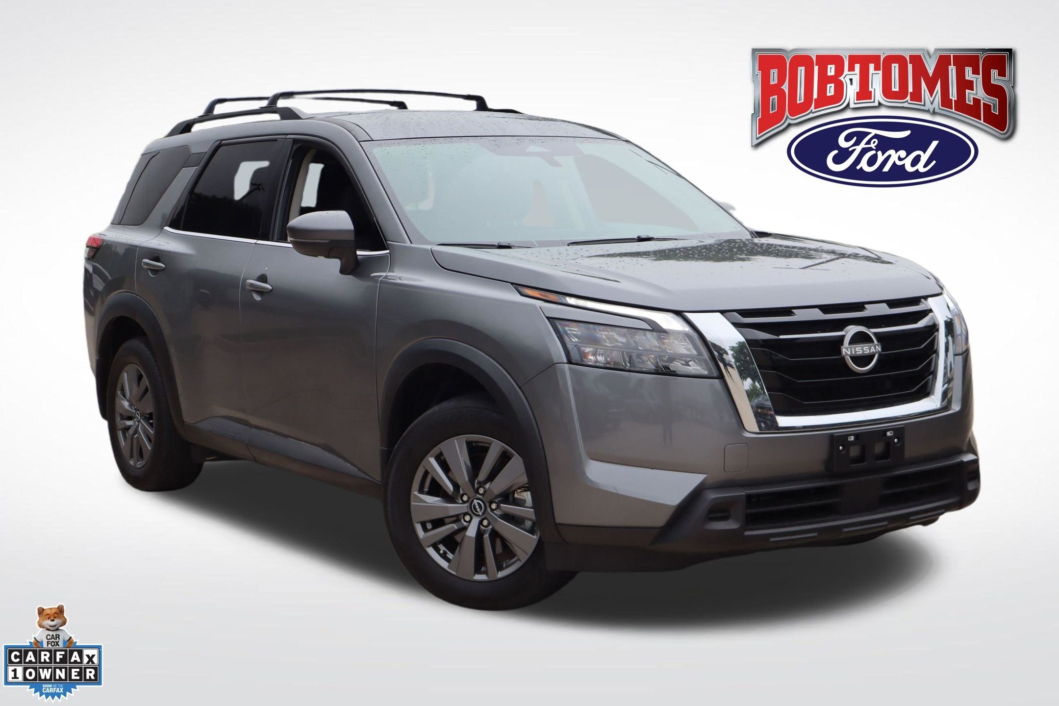 2024 Nissan Pathfinder SV 2WD's photo