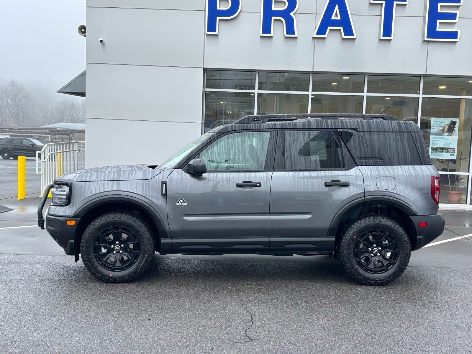 New 2025 Carbonized Gray Metallic Ford Outer Banks® image 3