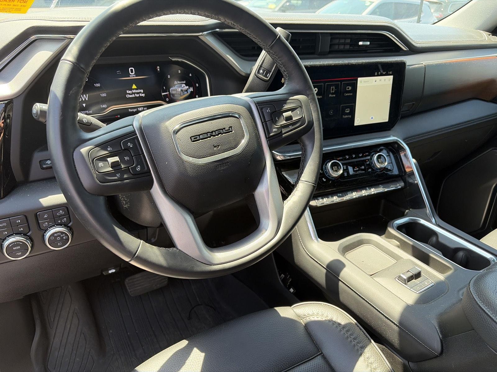 Used 2025 Onyx Black GMC Denali image 11