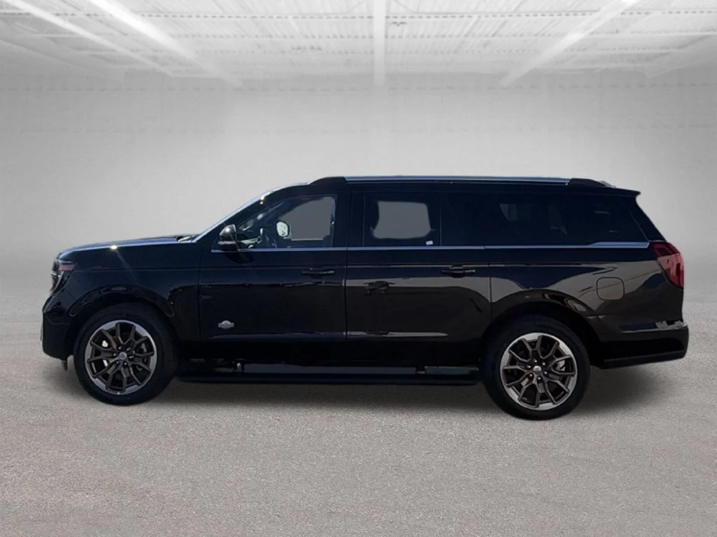 New 2027 Agate Black Metallic Ford MAX King Ranch® image 4