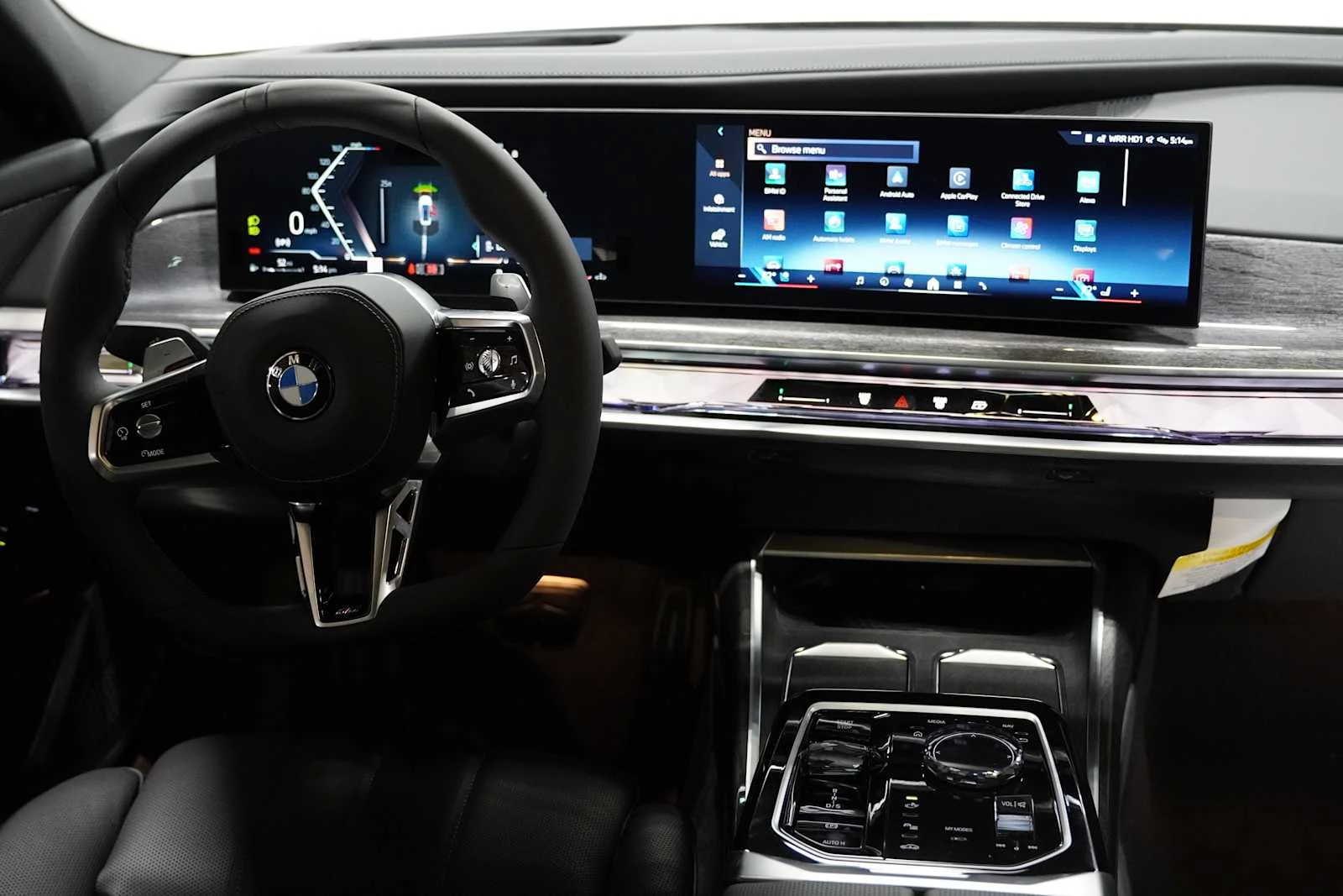 New 2026 Mineral White Metallic BMW 760i xDrive image 10