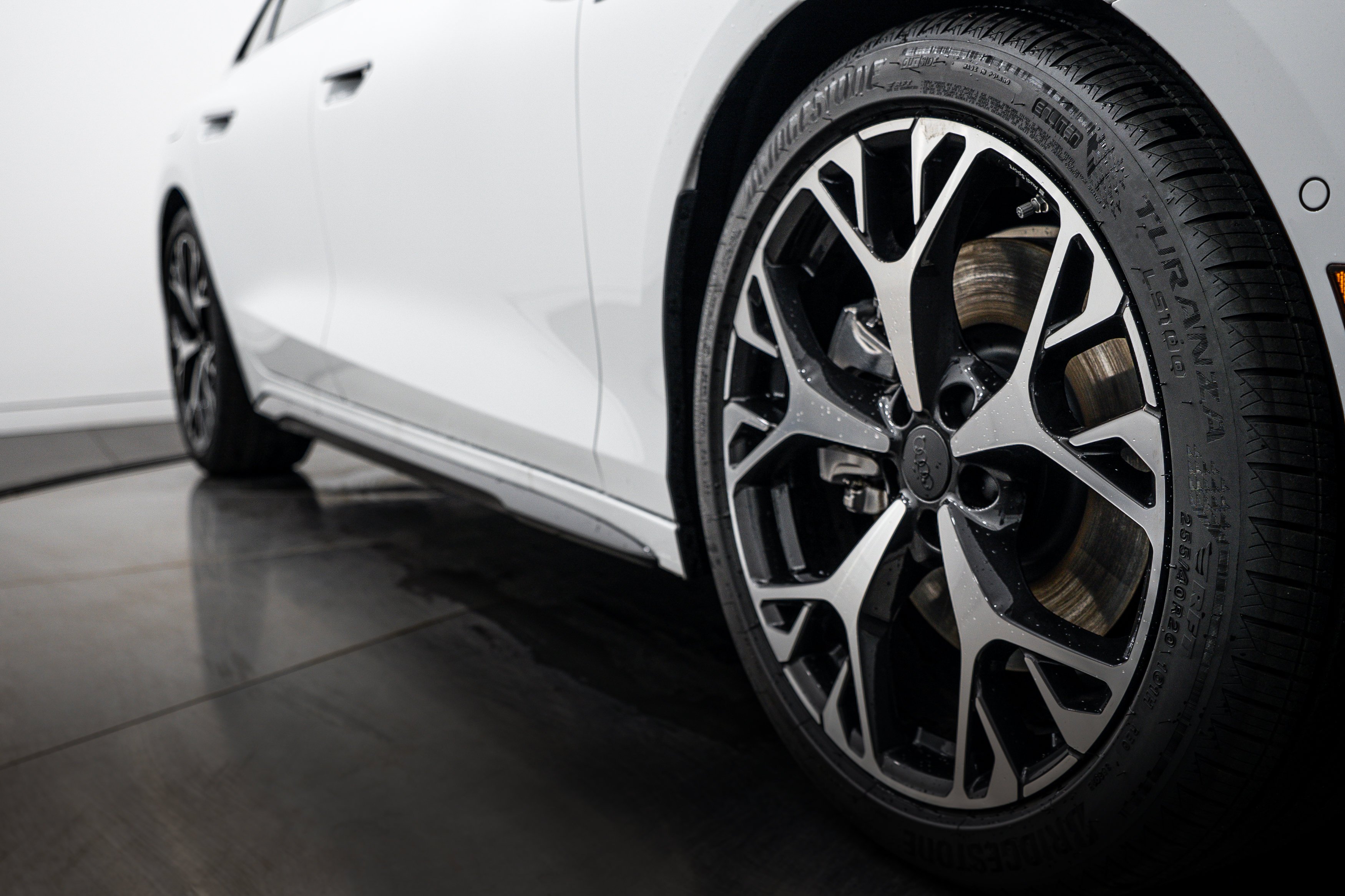 New 2026 GLACIER WHITE Audi Prestige image 23