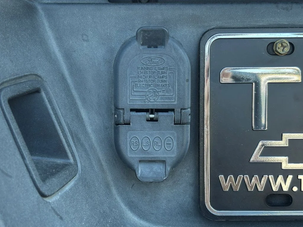 Used 2020 White Ford Lariat image 13