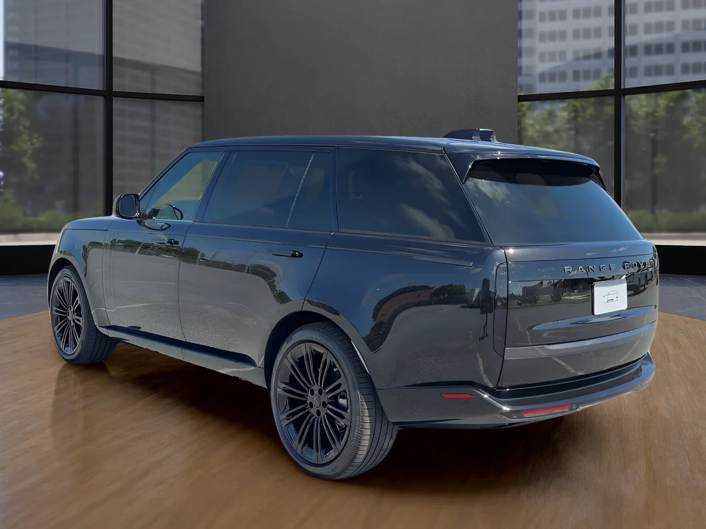 New 2026 Black Land Rover SE image 7
