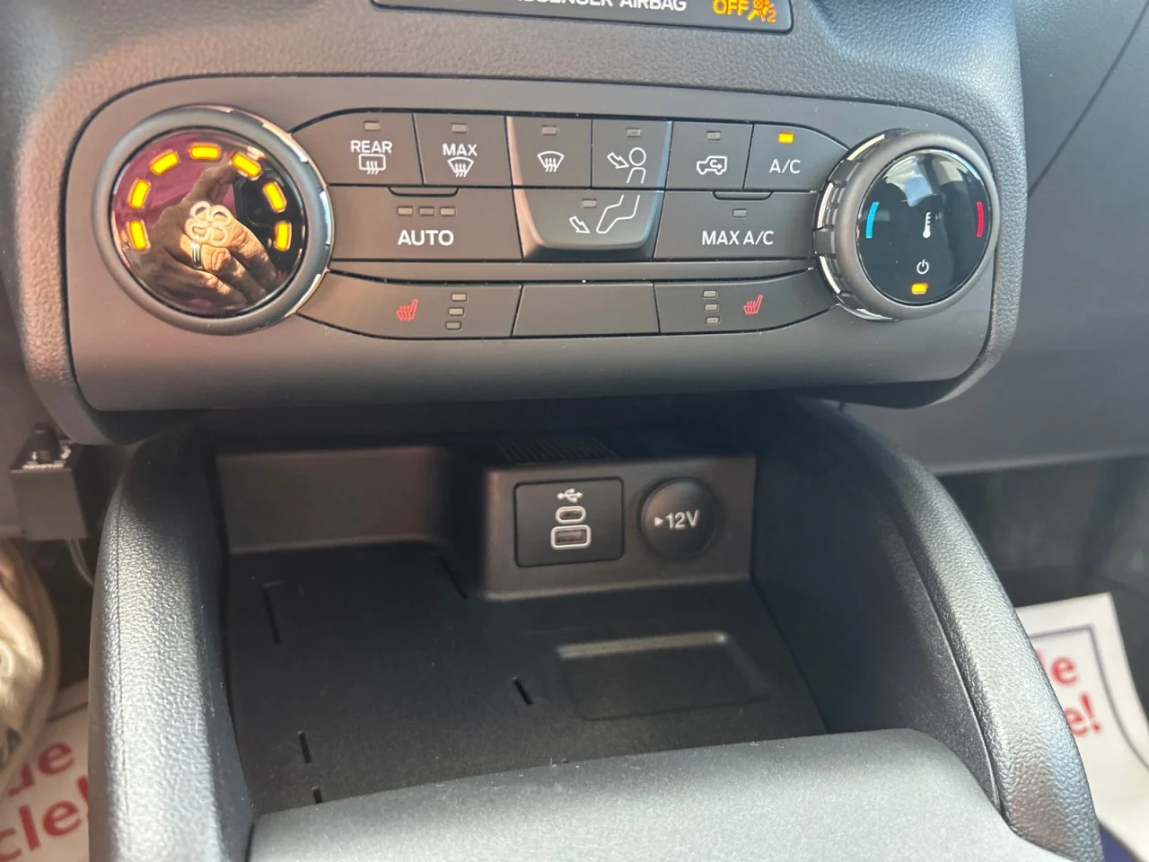 Used 2024 White Ford Badlands image 14