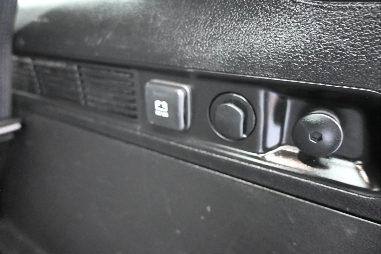 Used 2024 Silver Jeep Series II image 10