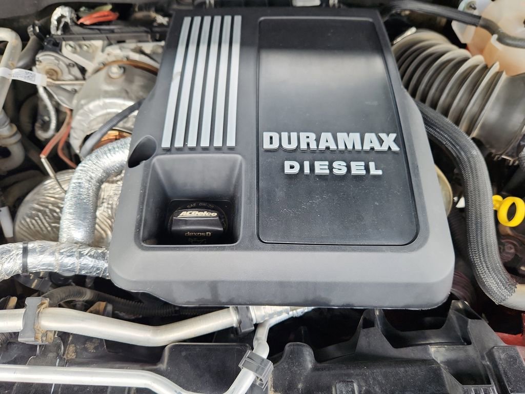Used 2025 Onyx Black GMC AT4 image 16