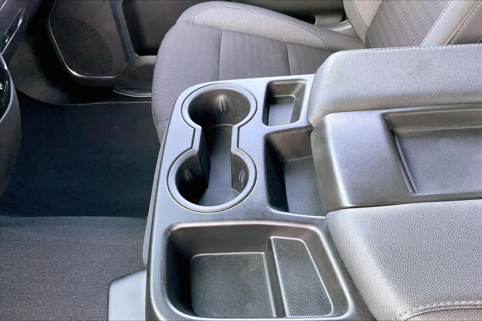 Used 2025 Summit White Chevrolet LT image 14