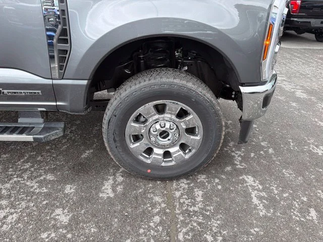 New 2026 Carbonized Gray Metallic Ford F-350® Lariat® image 16