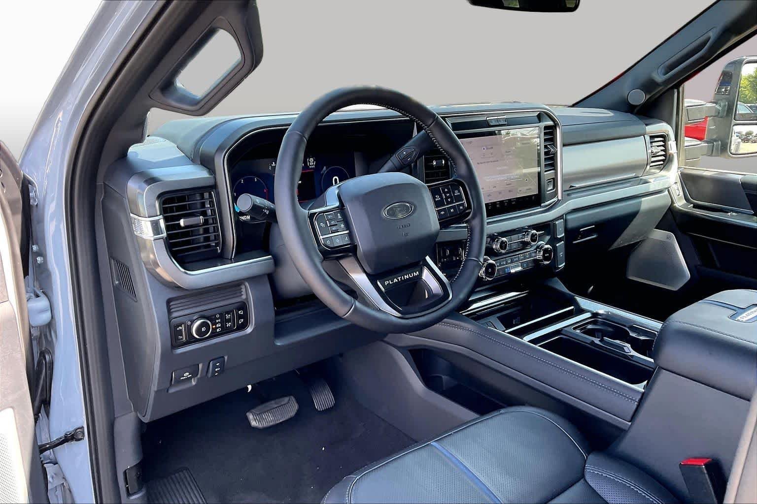 New 2026 Glacier Gray Metallic Tri-Coat Ford F-450® Platinum® image 8