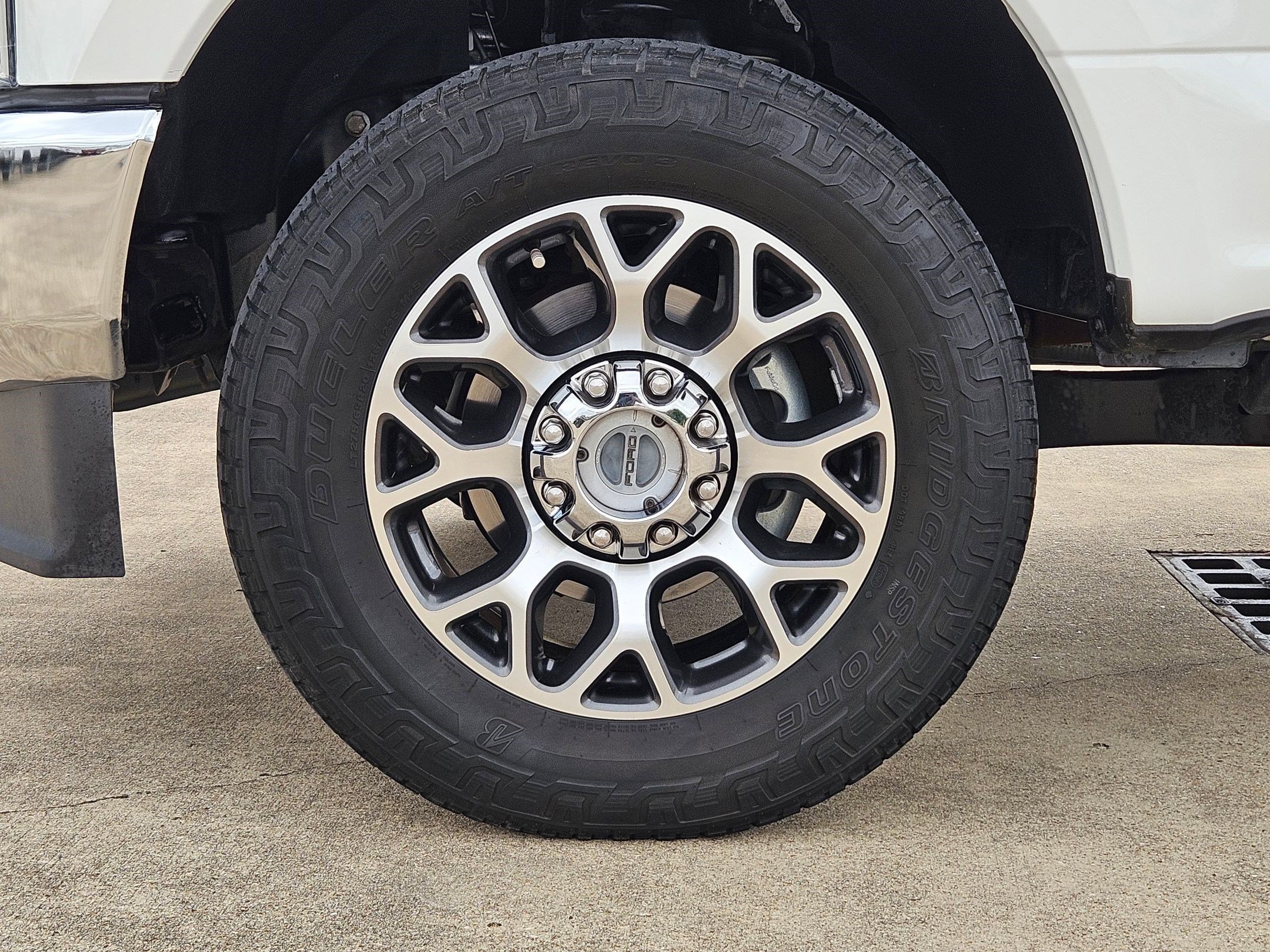 Used 2022 Star White Ford Lariat image 10