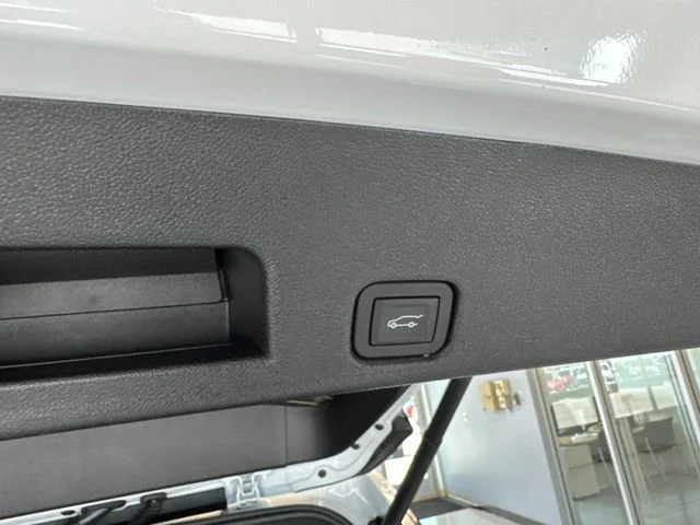 2026 GMC Acadia Elevation - Photo 18