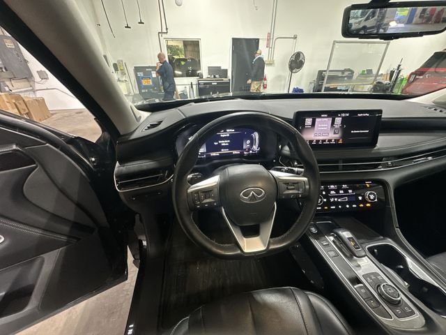 Used 2023 Black INFINITI Sensory image 15