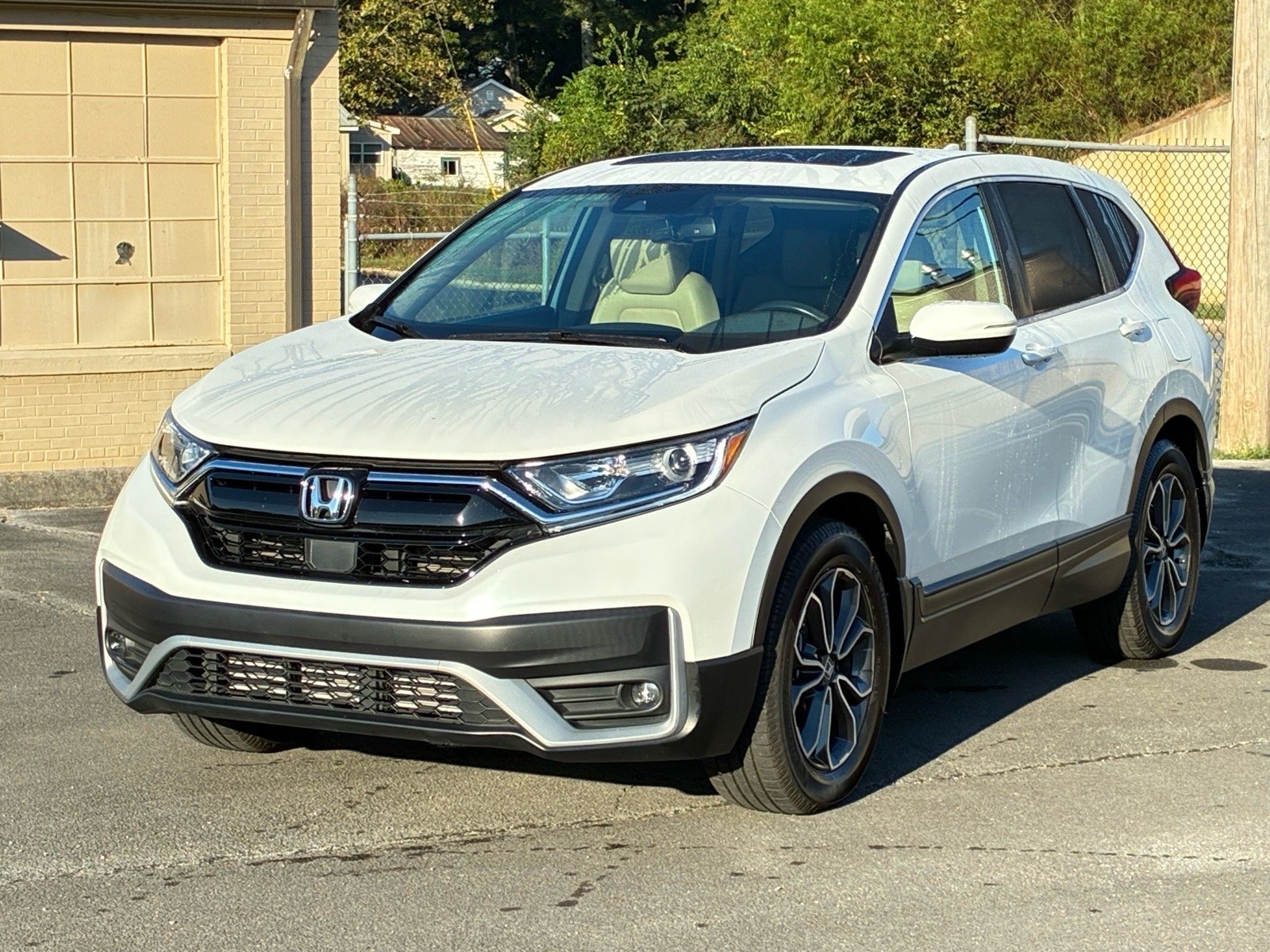 Used 2022 Platinum White Pearl Honda EX-L image 2
