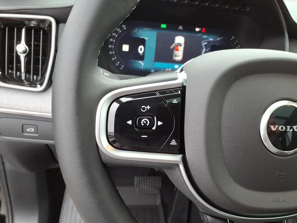 2026 Volvo XC90 Ultra - Photo 15