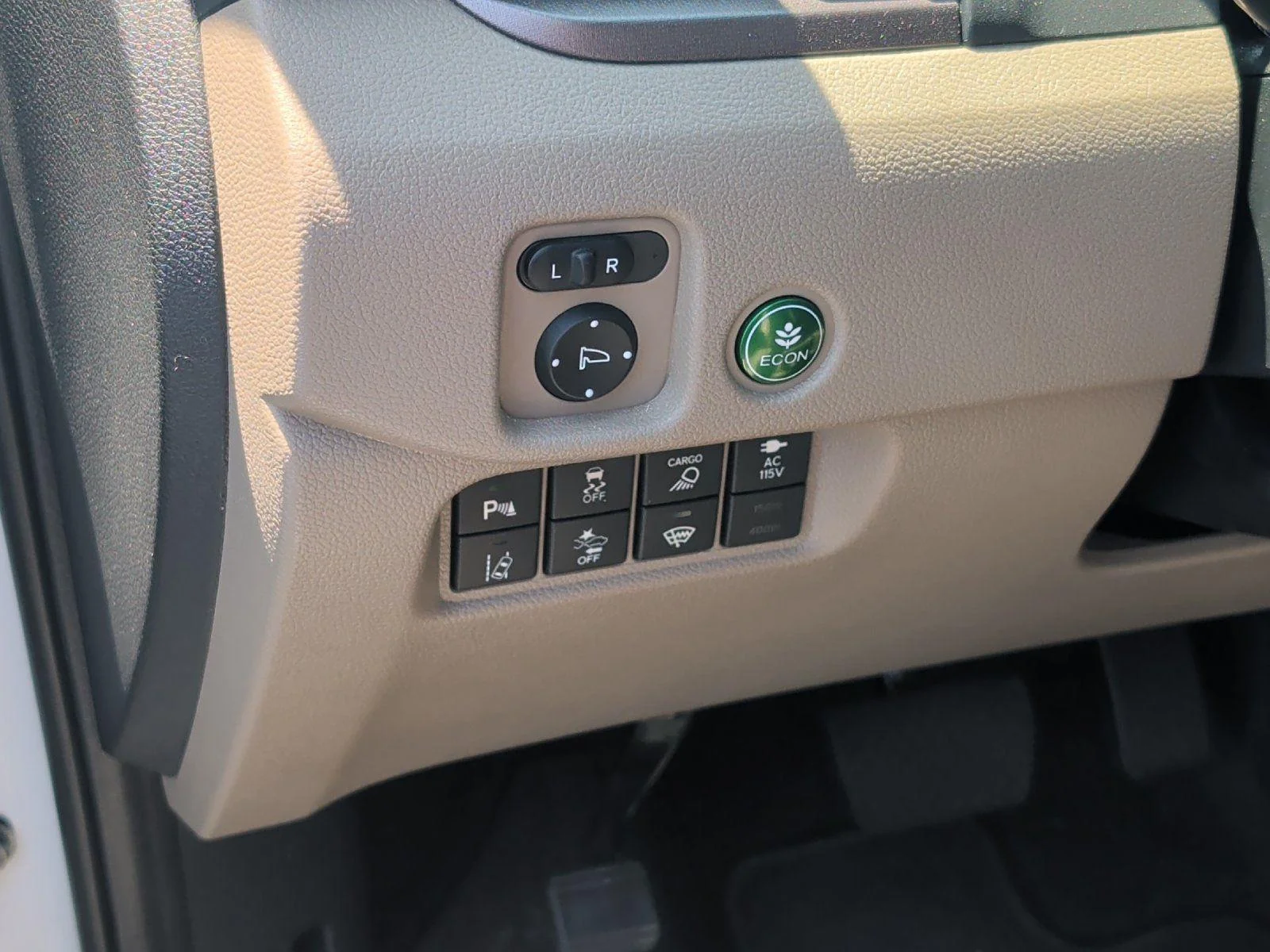 Used 2023 Platinum White Pearl Honda RTL-E image 17