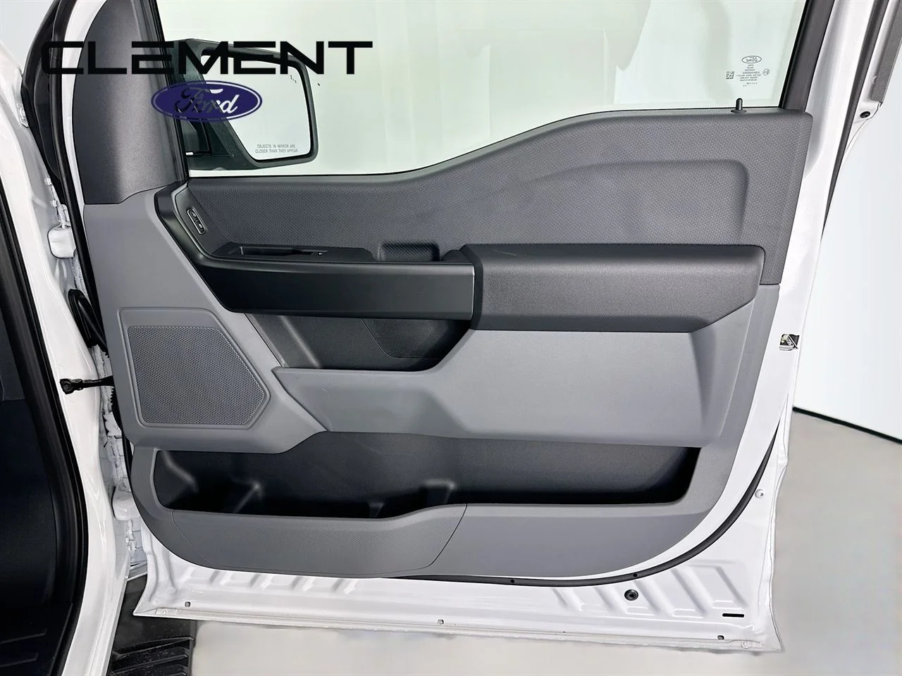 New 2026 Oxford White Ford XL image 30